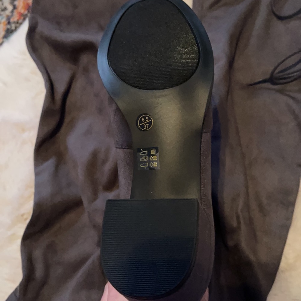 Suede Knee High Boots size 6.5 - Picture 12 of 13